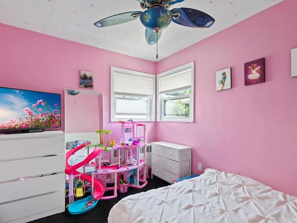 1403 James Street, Elmont NY 11003