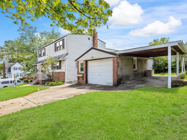 1403 James Street, Elmont NY 11003