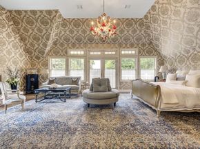 7 Cedar Lane, Glen Cove NY 11542