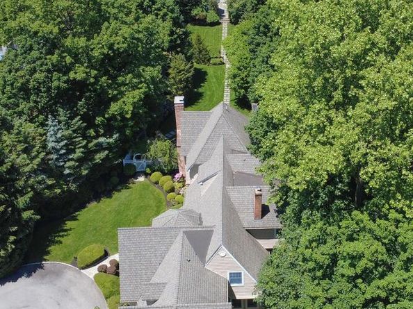 7 Cedar Lane, Glen Cove NY 11542
