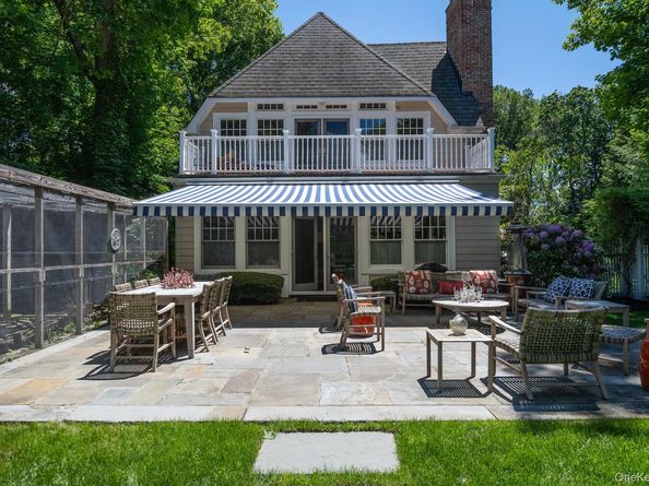 7 Cedar Lane, Glen Cove NY 11542