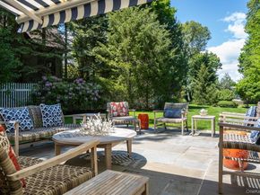 7 Cedar Lane, Glen Cove NY 11542