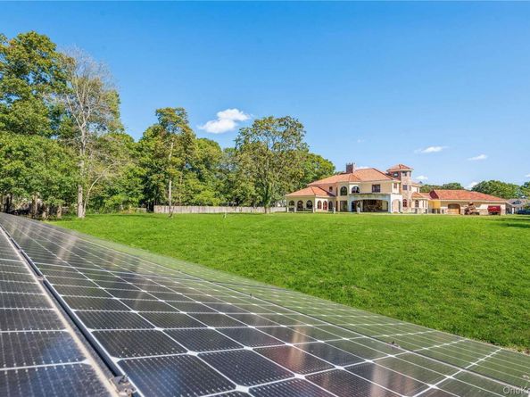 1416 Walnut Avenue, Bohemia NY 11716