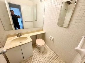 3855 3855 shore parkway 3m, Brooklyn NY 11235