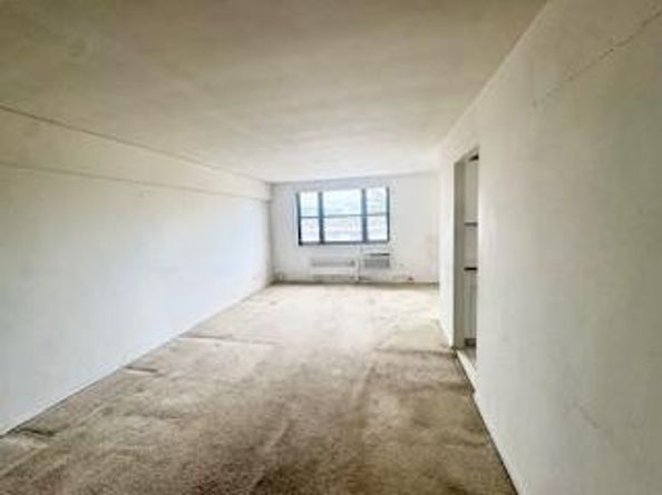 3855 3855 shore parkway 3m, Brooklyn NY 11235