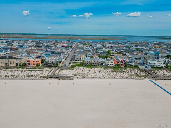 931 Oceanfront Street, Long Beach NY 11561