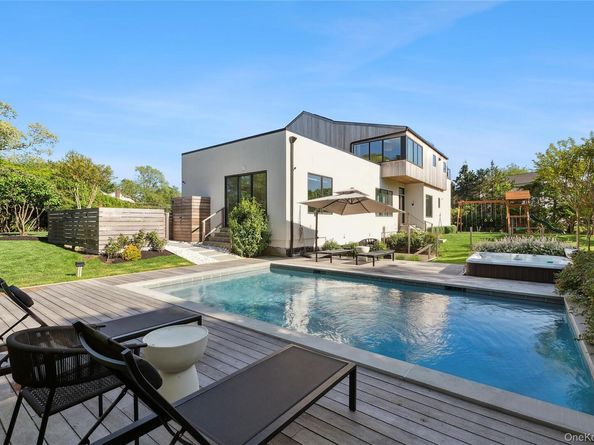 29 Monroe Drive, Montauk NY 11954