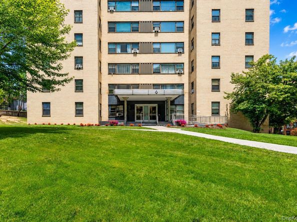6 Fordham Hill Oval 2G, Bronx NY 10468