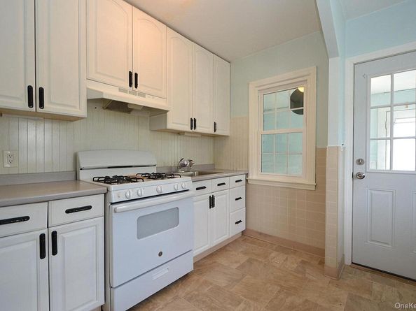 418 Asharoken Boulevard, Bay Shore NY 11706