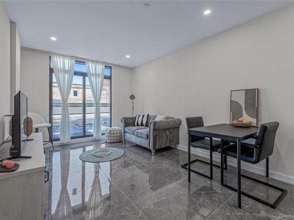 43-30 52nd Street 2B, Woodside NY 11377