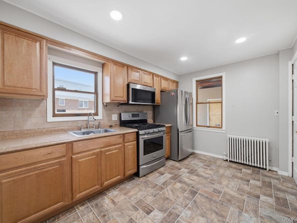 12 Nelson Street, Elmont NY 11003