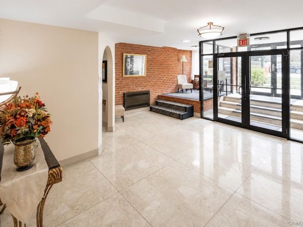 636 N Terrace Avenue 3E, Mount Vernon NY 10552
