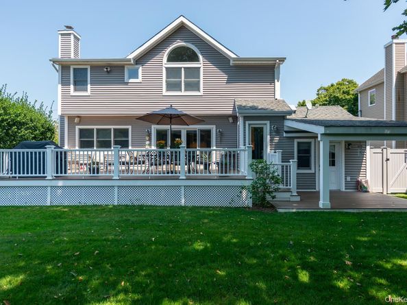 11 Cherry Street, Glen Head NY 11545