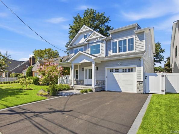 404 Langley Avenue, West Hempstead NY 11552