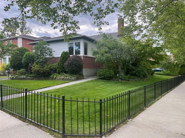 20953 28th Avenue, Bayside NY 11360