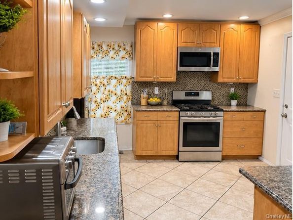 1873 Twain Street, Baldwin NY 11510
