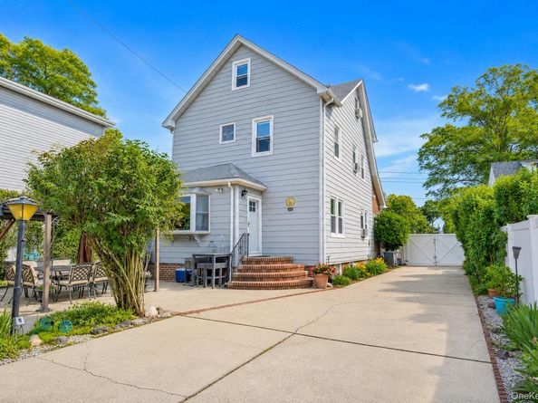 549 De Mott Avenue, North Baldwin NY 11510