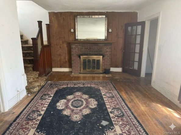 340 Plymouth Street, West Hempstead NY 11552