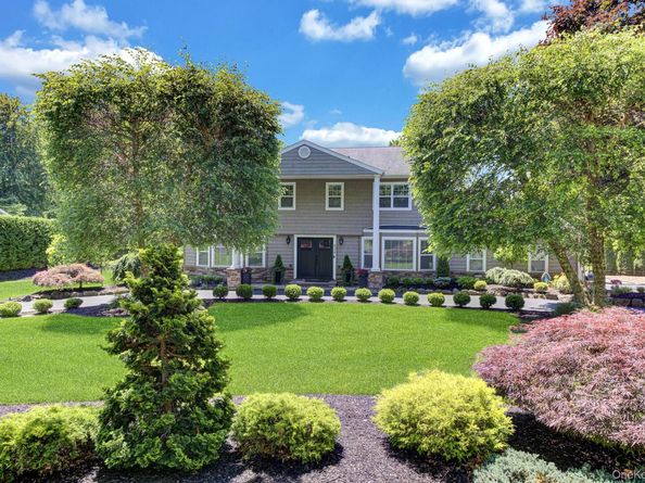 426 Wolf Hill Road, Dix Hills NY 11746