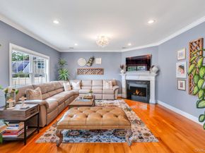 14 Kent Road, Valley Stream NY 11580