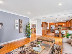 14 Kent Road, Valley Stream NY 11580