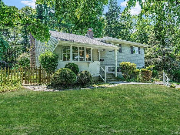 34 Gristmill Lane, Halesite NY 11743