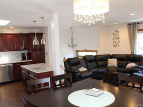 860 Udall Road, West Islip NY 11795