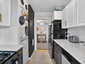 42 Pondfield Road W 4F, Bronxville NY 10708