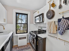 42 Pondfield Road W 4F, Bronxville NY 10708