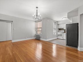 83-52 Talbot Street 6H, Kew Gardens NY 11415