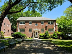 88-27 Shore Parkway 25, Howard Beach NY 11414