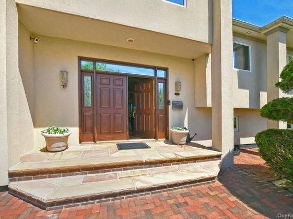 69 Ocean Avenue, Massapequa NY 11758