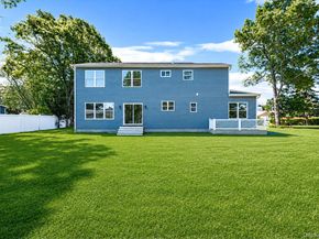 11 Henry Avenue, Ronkonkoma NY 11779