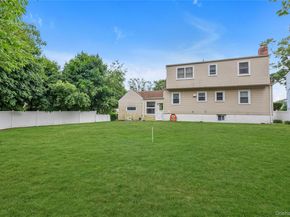 55 Fir Street, Valley Stream NY 11580
