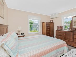 87 Etville Avenue, Yonkers NY 10703