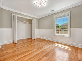 20 Woods Place, Rockville Centre NY 11570