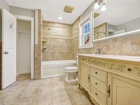 20 Woods Place, Rockville Centre NY 11570