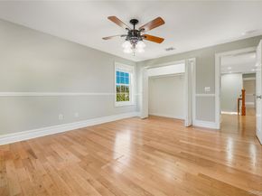 20 Woods Place, Rockville Centre NY 11570