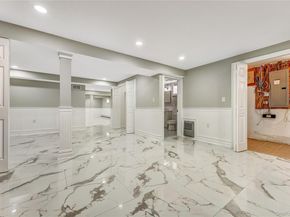 20 Woods Place, Rockville Centre NY 11570