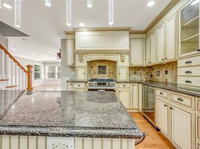 20 Woods Place, Rockville Centre NY 11570