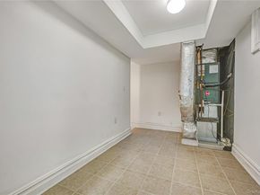 20 Woods Place, Rockville Centre NY 11570