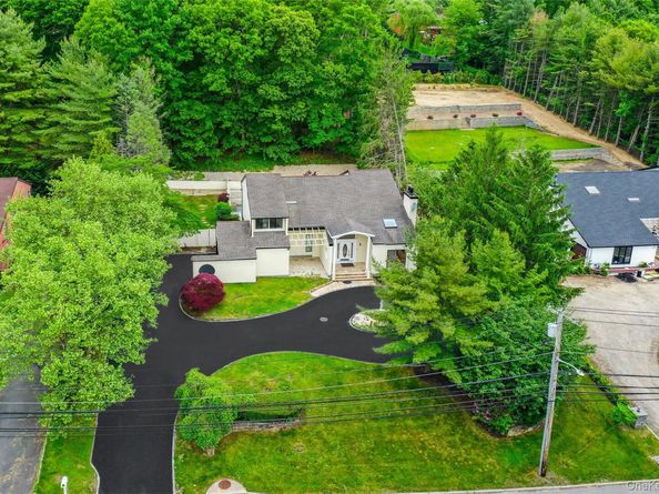 126 Bagatelle Road, Melville NY 11747