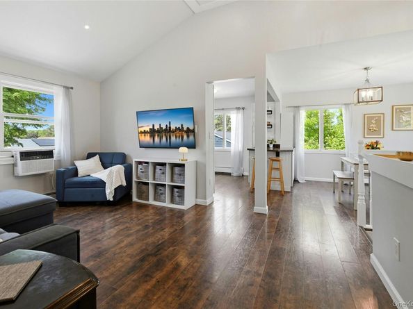 30 Mercury Avenue, East Patchogue NY 11772