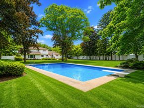 35 High Pasture Circle, Dix Hills NY 11746