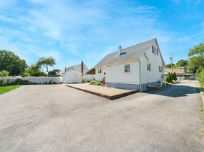 22 Montgomery Street, Brentwood NY 11717