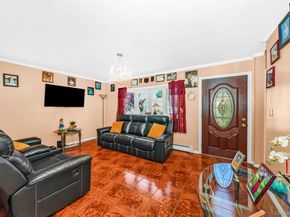 22 Montgomery Street, Brentwood NY 11717