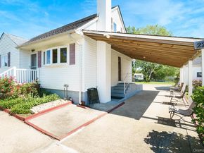 22 Montgomery Street, Brentwood NY 11717
