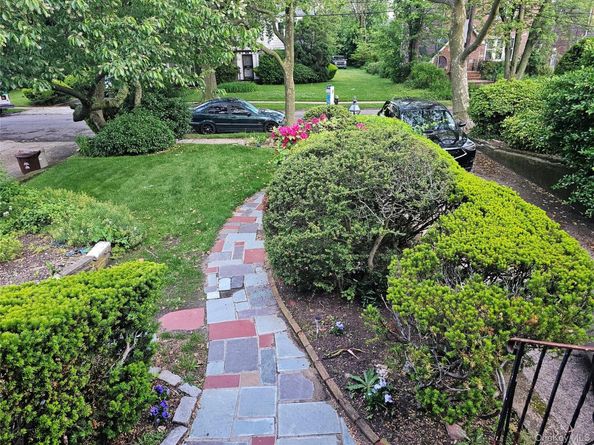 2528 Bessemund Avenue, Far Rockaway NY 11691