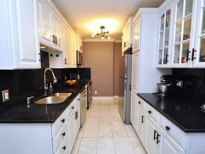 280 Bronxville Road 4O, Bronxville NY 10708