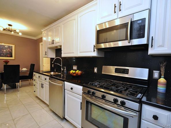 280 Bronxville Road 4O, Bronxville NY 10708